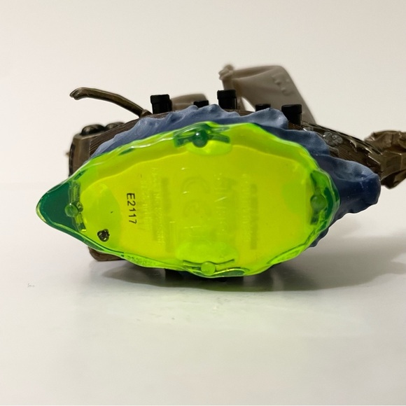 Lot of 3 Skylanders Pirate Ship Wash Buckler Gill Grunt - Picture 12 of 16